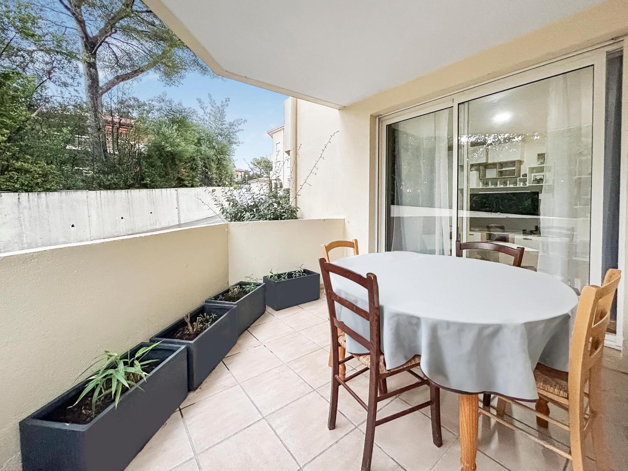 Апартаменты Balcon, Parking, Piscine Et Clim' A 2 Pas Du Port Santa Lucia Сен-Рафаэль Экстерьер фото