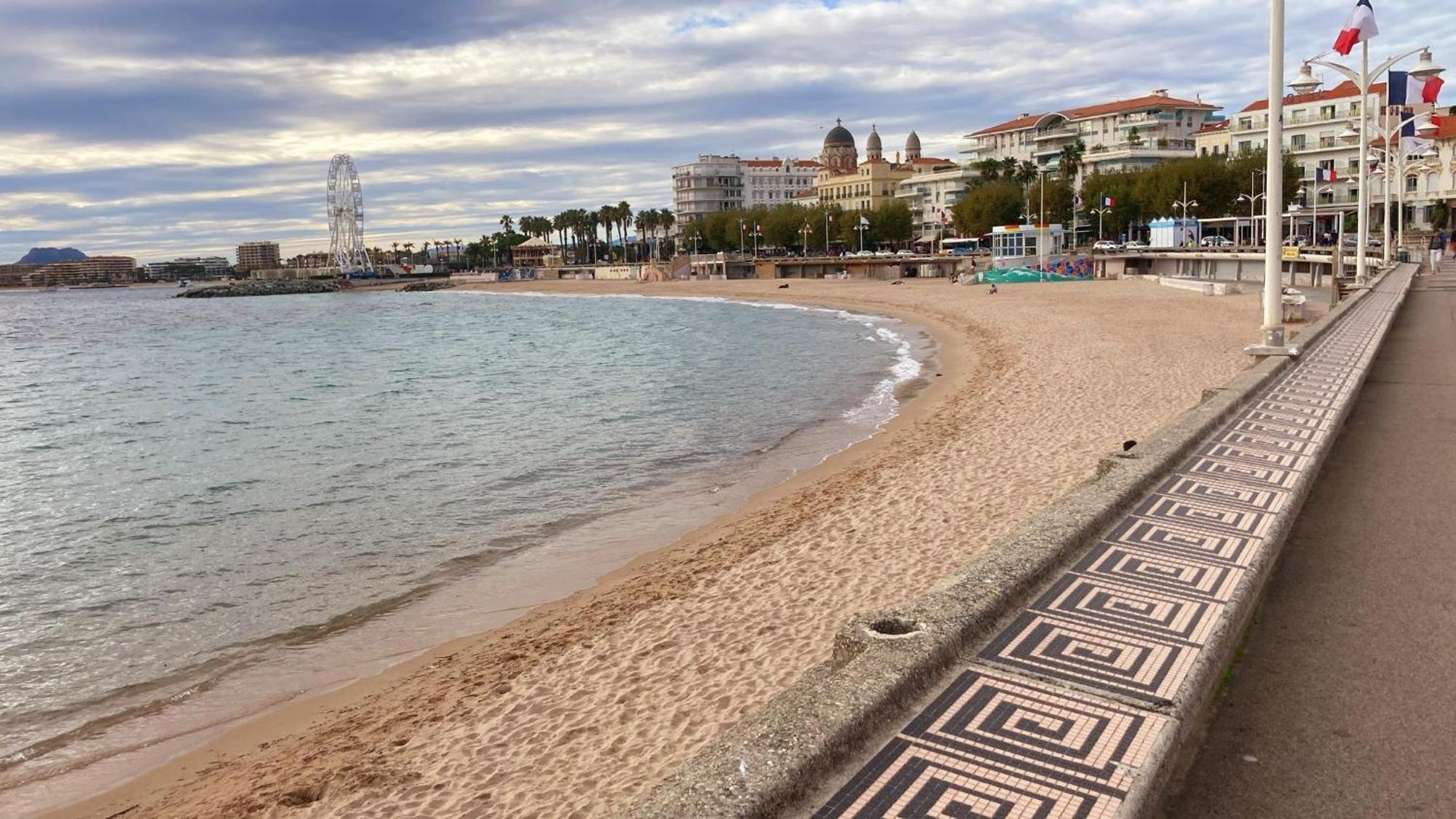 Апартаменты Balcon, Parking, Piscine Et Clim' A 2 Pas Du Port Santa Lucia Сен-Рафаэль Экстерьер фото